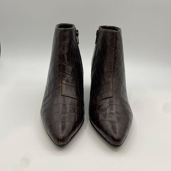 FIND. WOMEN'S ANKLE BOOTS BROWN - Picture 1 of 10